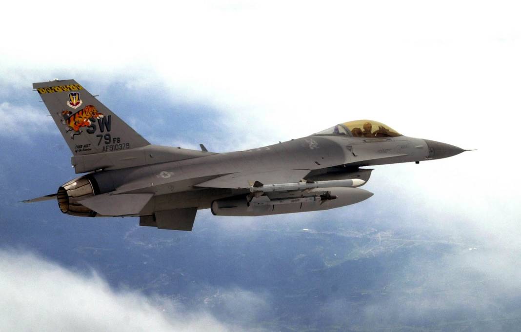 En çok F-16 savaş uçağına sahip ülkeler belli oldu. Türkiye çok kritik sırada 22